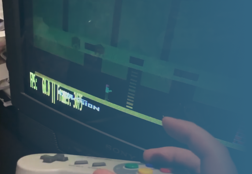 CRT and gamepad showing RetroArch frame pacing