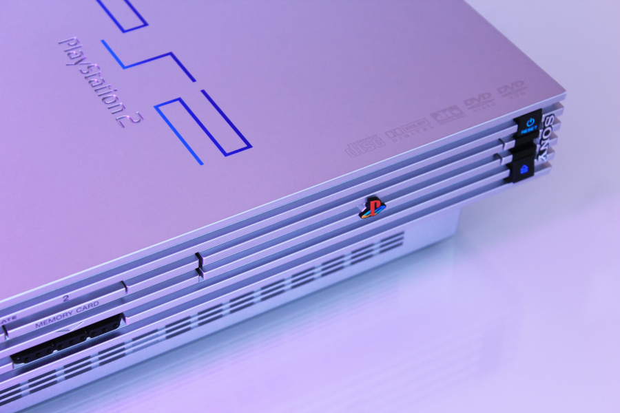 PlayStation 2 hardware referenced by the LRPS2 core